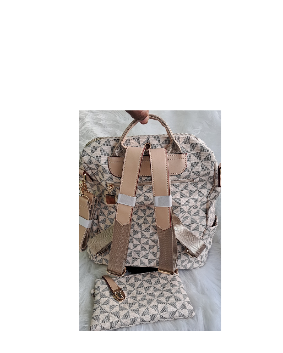 2in1 knapsack handbag  view 2