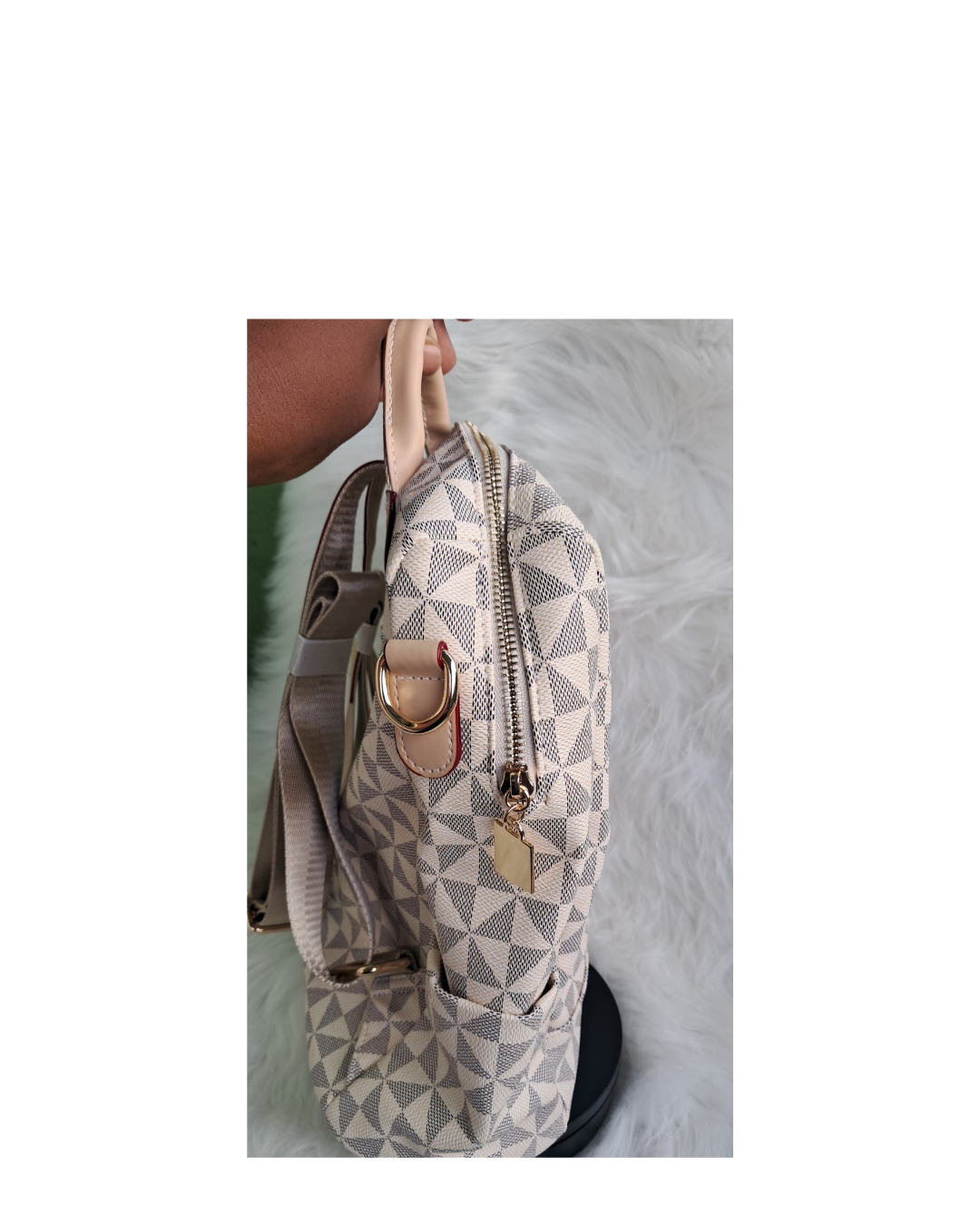 2in1 knapsack handbag  view 3