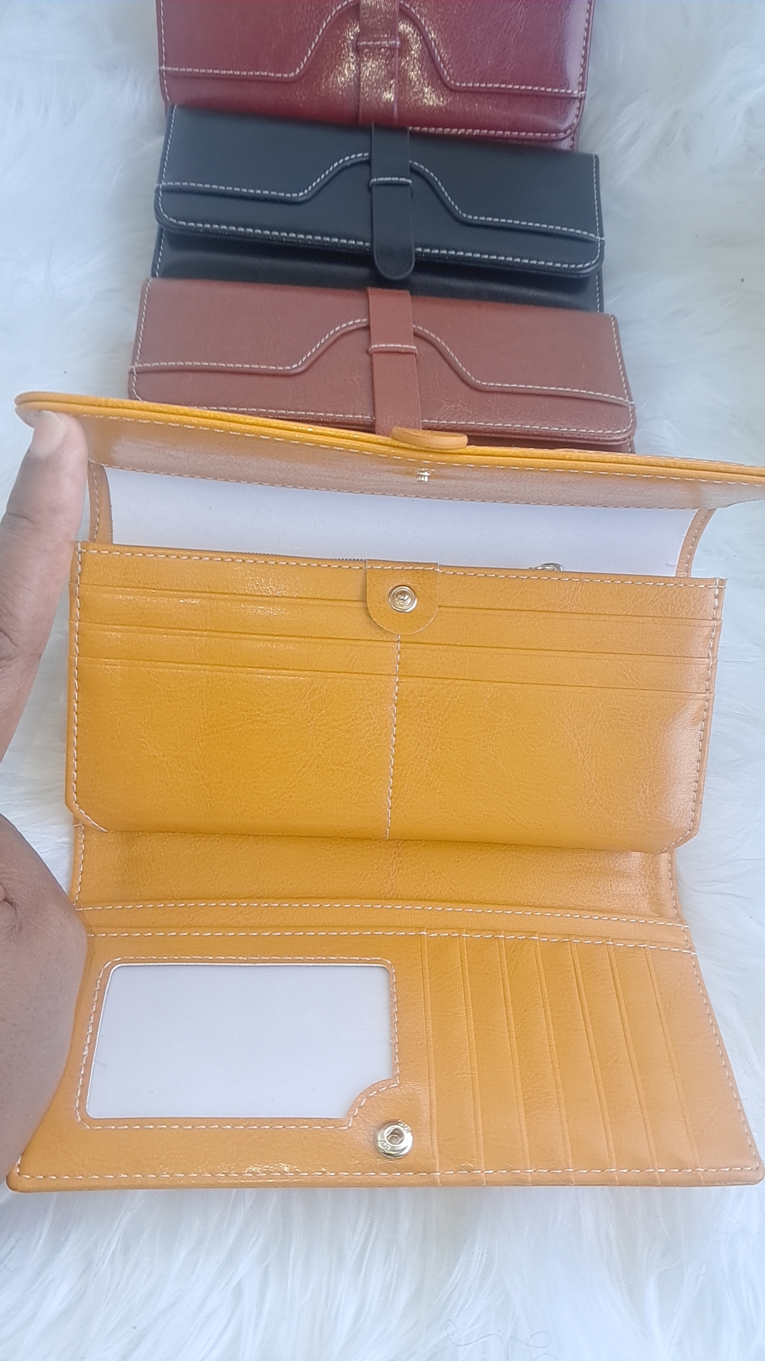 Ladies leather wallet  view 3